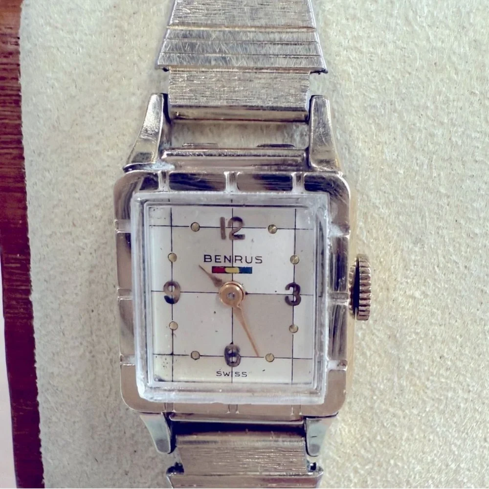 Vintage‎ Benrus 17J Manual Wind Ladies Watch 10K RGP Swiss Working